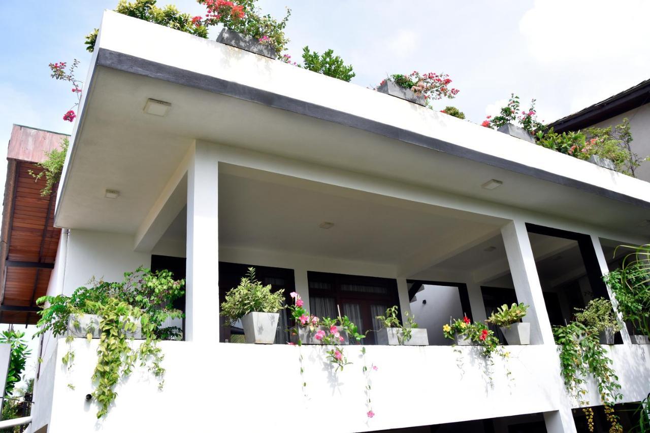 Villa A & A Hikkaduwa Luaran gambar